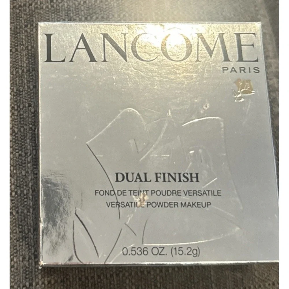 Lancome‎ Dual Finish Powder & Foundation All Day Wear, Suede W 520